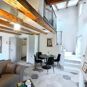 https://casa-arancin.in-istria.net